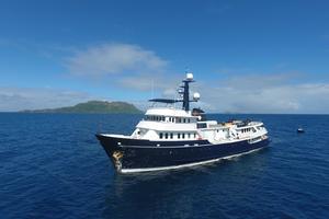 ASTERIA Worth Avenue Yachts